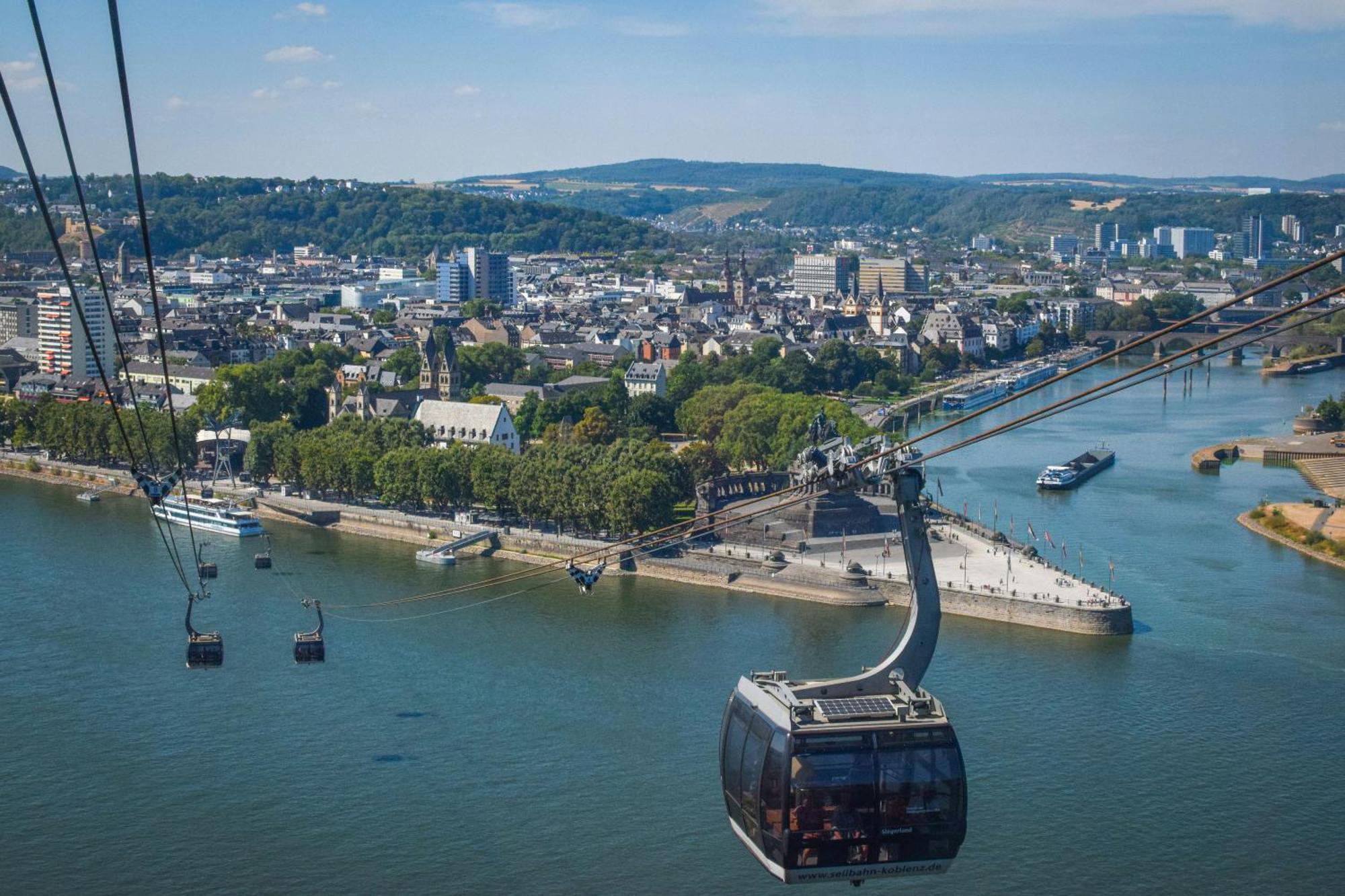 Hotel Zur Loreley - Garni ザンクト・ゴアー エクステリア 写真