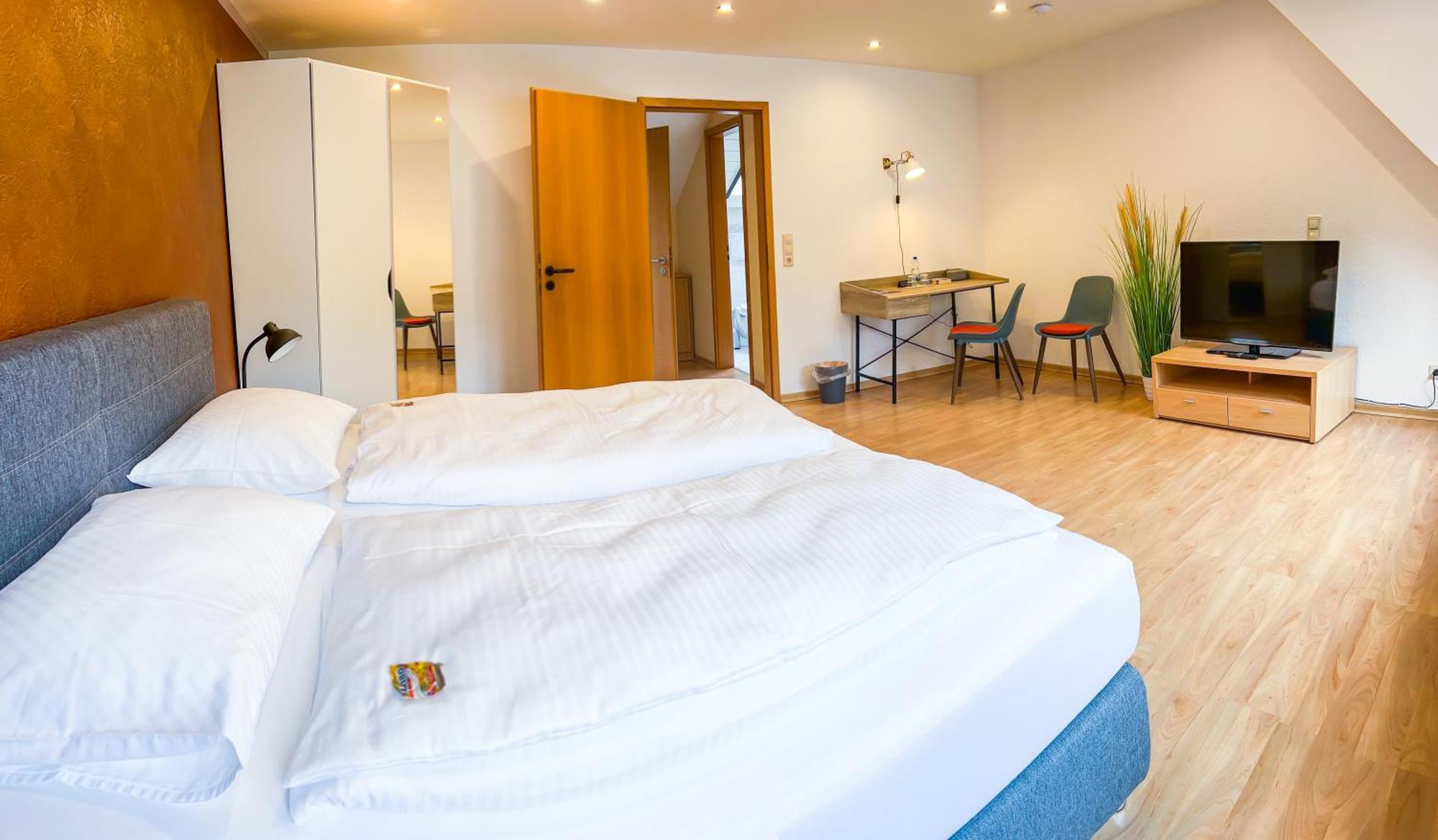 Hotel Zur Loreley - Garni ザンクト・ゴアー エクステリア 写真
