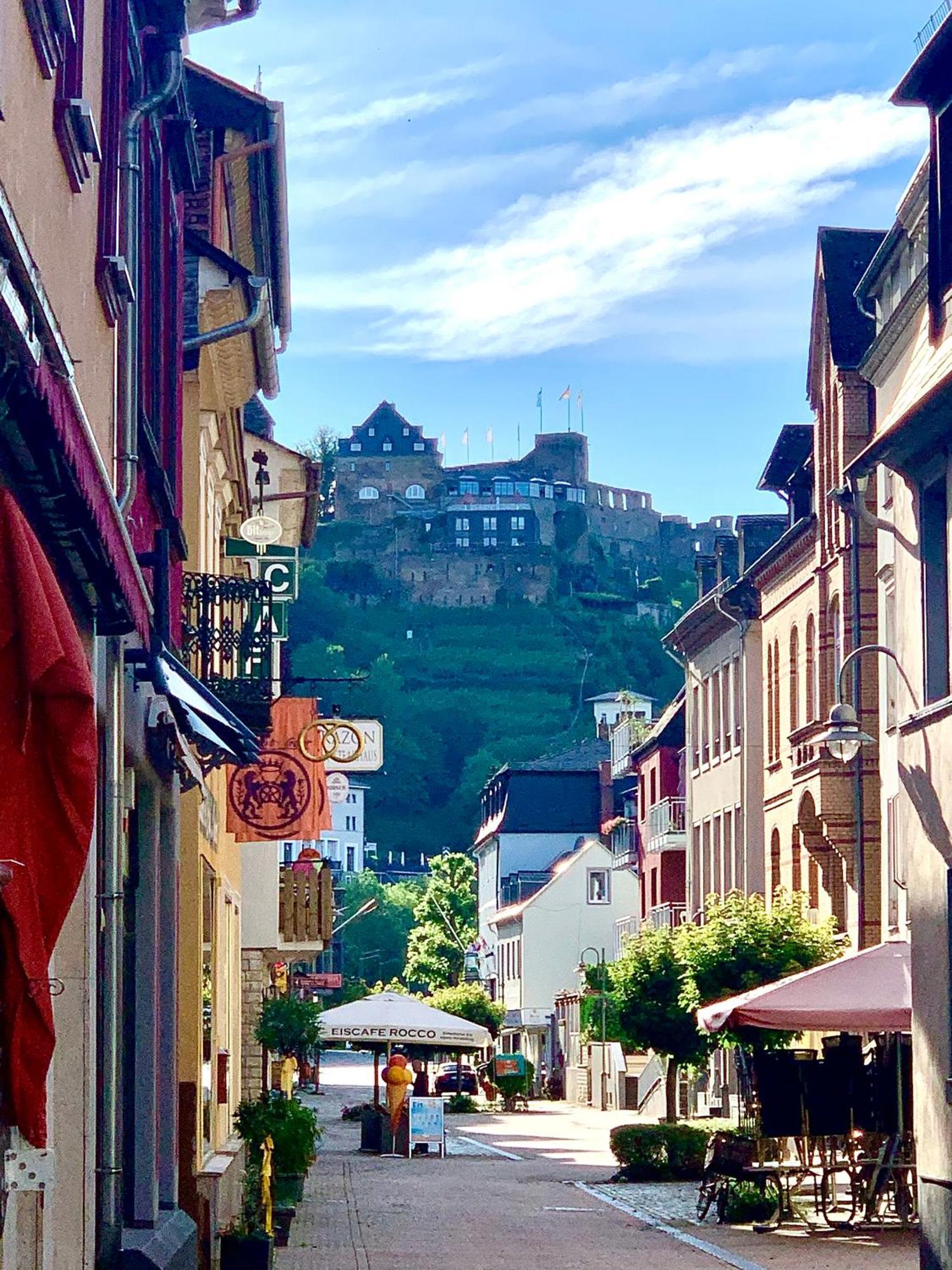 Hotel Zur Loreley - Garni ザンクト・ゴアー エクステリア 写真