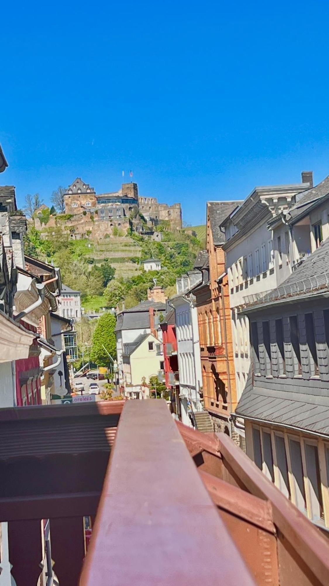 Hotel Zur Loreley - Garni ザンクト・ゴアー エクステリア 写真